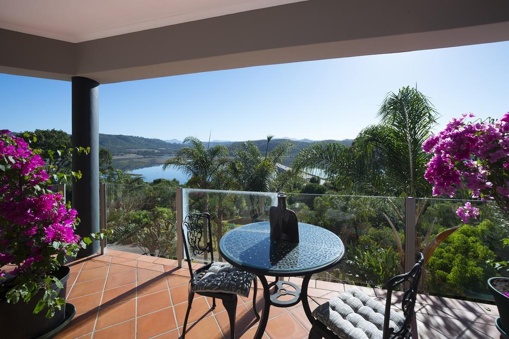 Lagoon View Villa นิสนา ภายนอก รูปภาพ